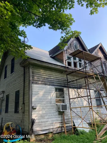 $160,000 | 3098 Broad Street, Port Henry, NY 12974