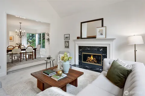 $1,448,000 | 3911 240th Place Southeast, Sammamish, WA 98029