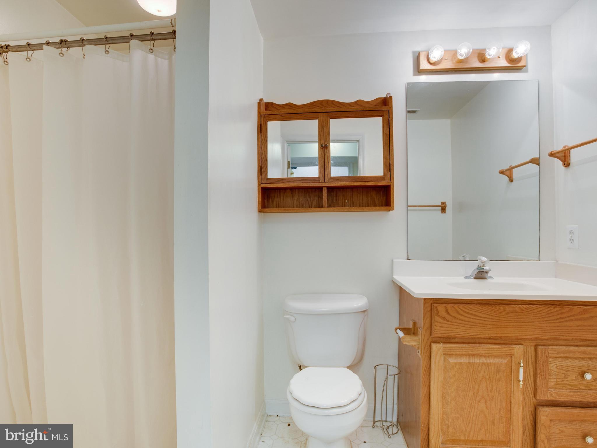 2645 Grays Road Port Republic, MD 20676 - Photo 26 of 30 Bathroom in 1 Bedroom appartment w/ office
