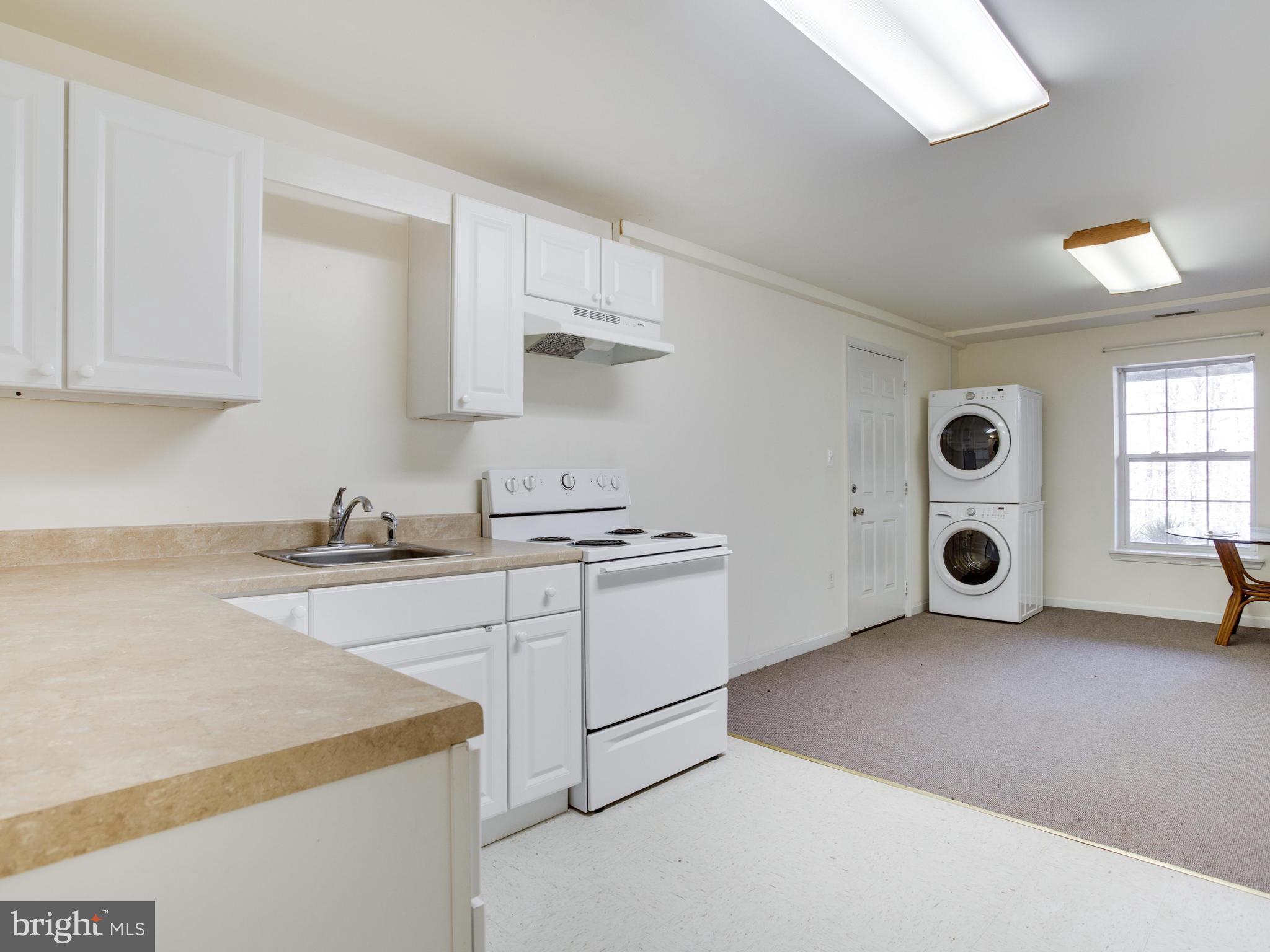 2645 Grays Road Port Republic, MD 20676 - Photo 27 of 30 Kitchen in 1 bedrrom apartment with office