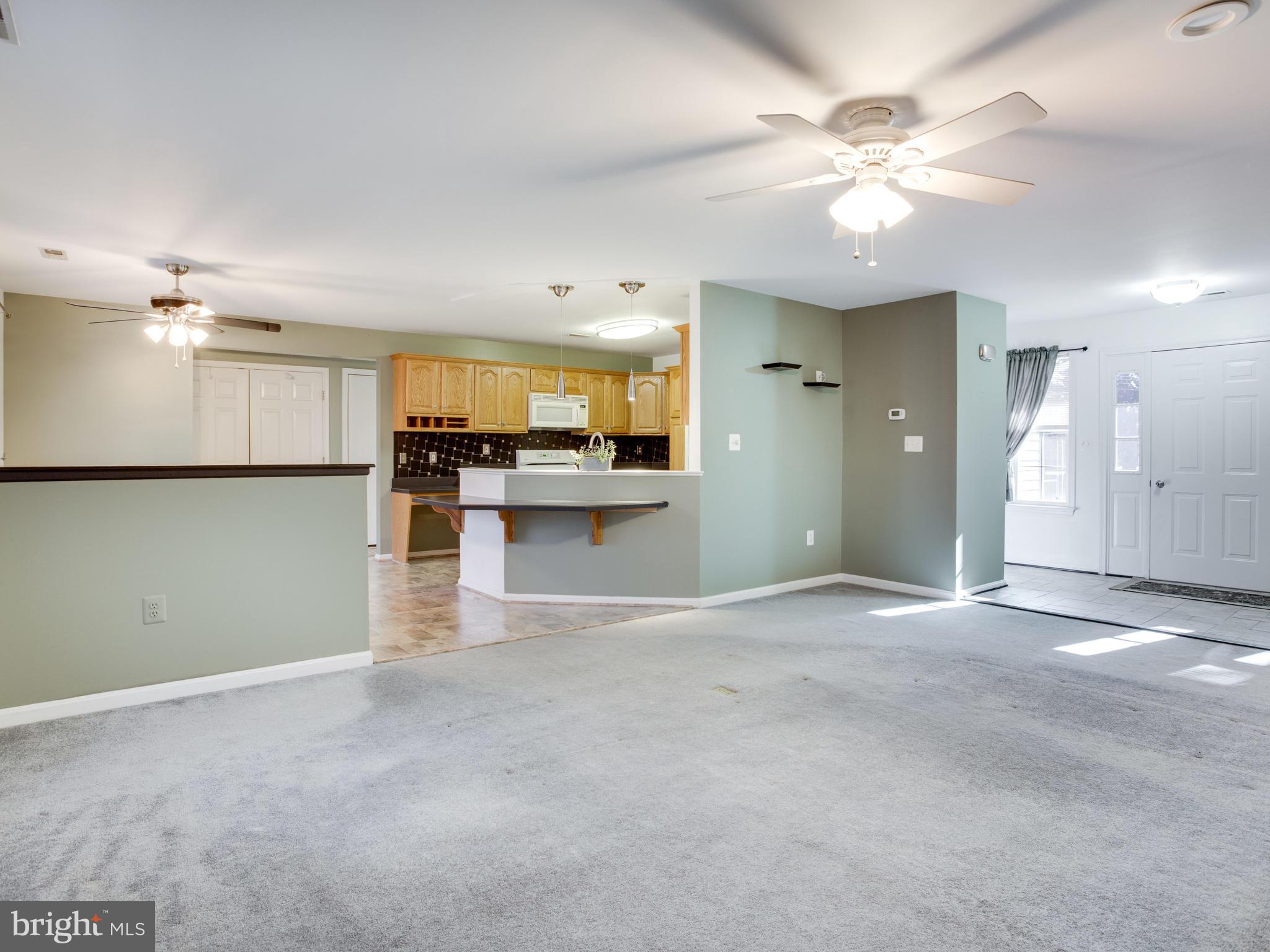 2645 Grays Road Port Republic, MD 20676 - Photo 6 of 30 Living Room