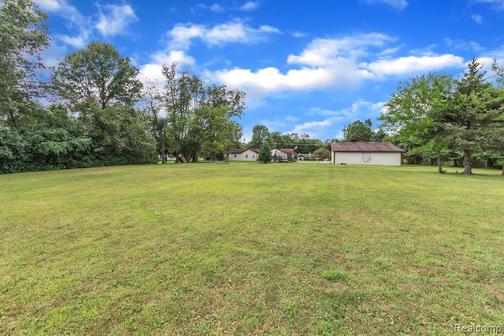 500 North Burkhart Road Howell, MI 48843 - Photo 26 of 28