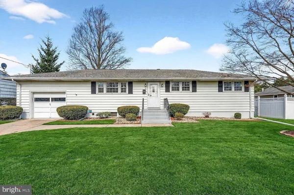 $435,000 | 3 Delotto Drive, Hamilton, NJ 08619