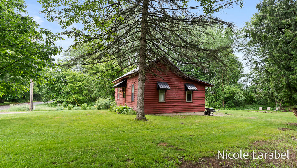 4696 16 Mile Road Northeast Cedar Springs, MI 49319 - Photo 4 of 30 4696 16 Mile NE-10LoRes