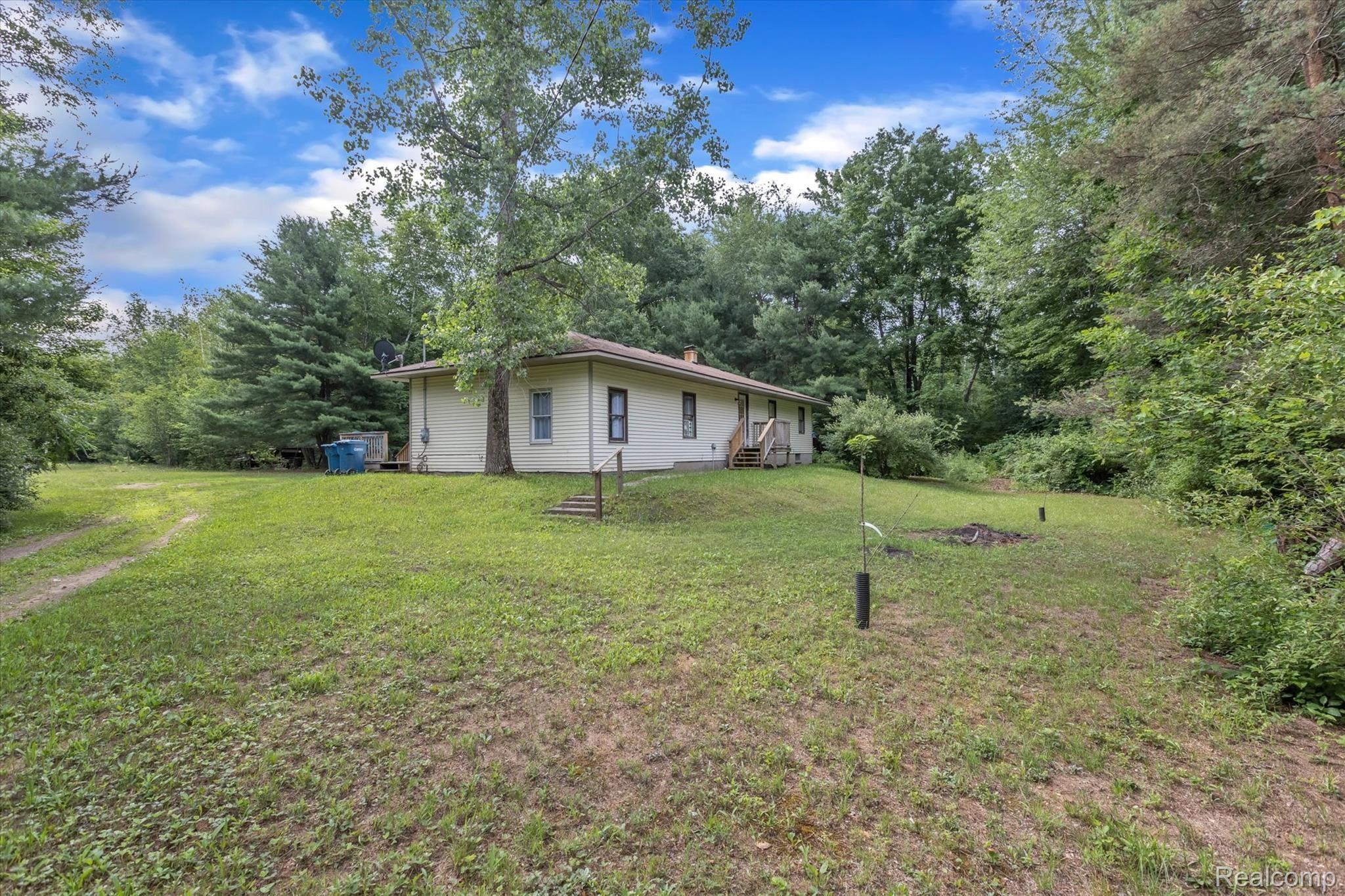 4267 Oak Road Vassar, MI 48768 - Photo 31 of 33 31-4267-Oak-Rd-Windowstill-Real-Estate-Photography-31.jpg