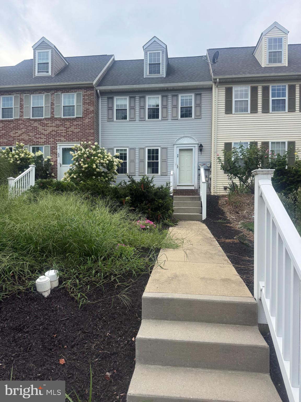 48 Pennwick Drive Lititz, PA 17543 - Photo 1 of 6 Gallery Image 1