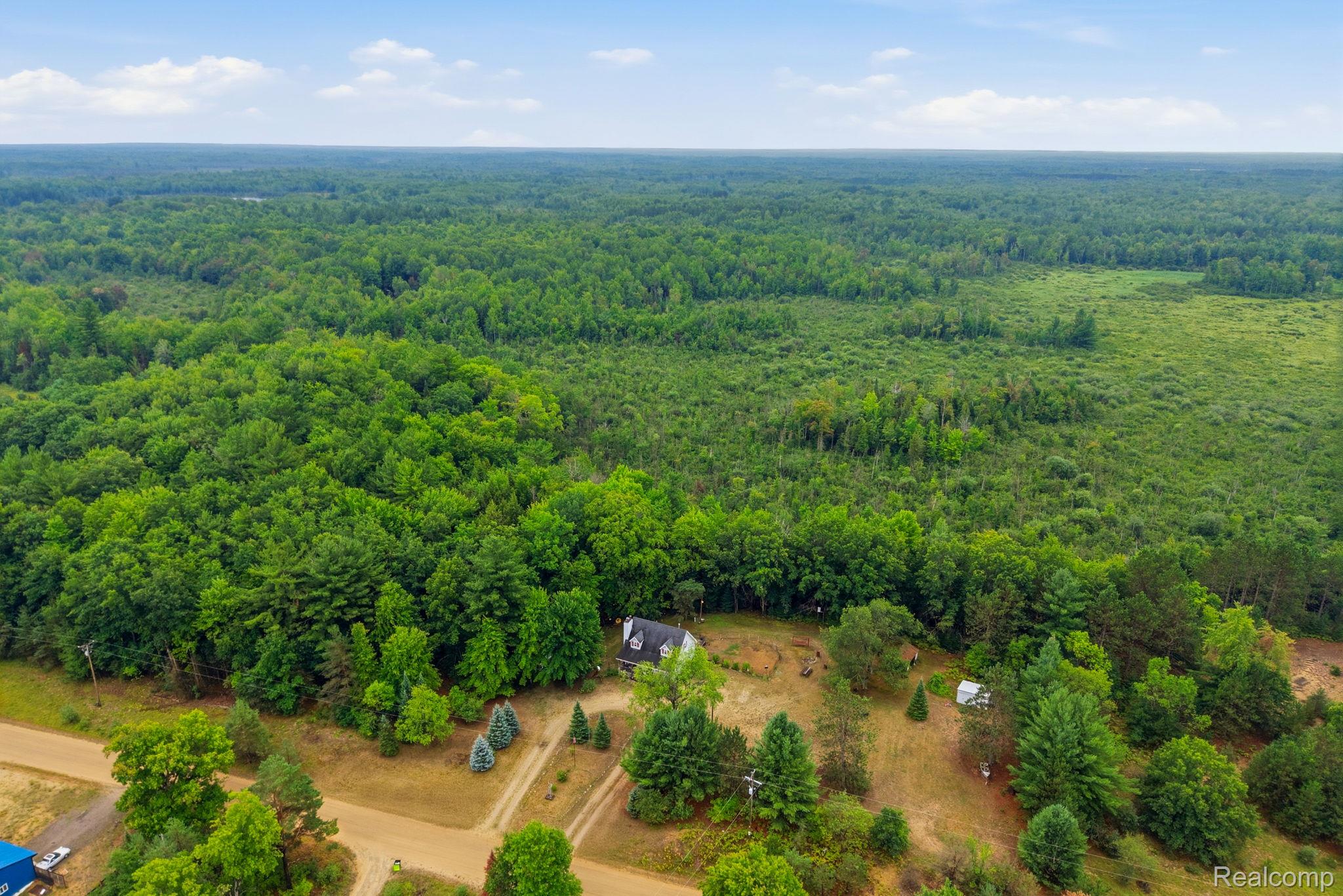 11245 Cedar Road Lake, MI 48632 - Photo 35 of 40 35-web-or-mls-DJI_20260802010831_0156_D-Edit.jpg