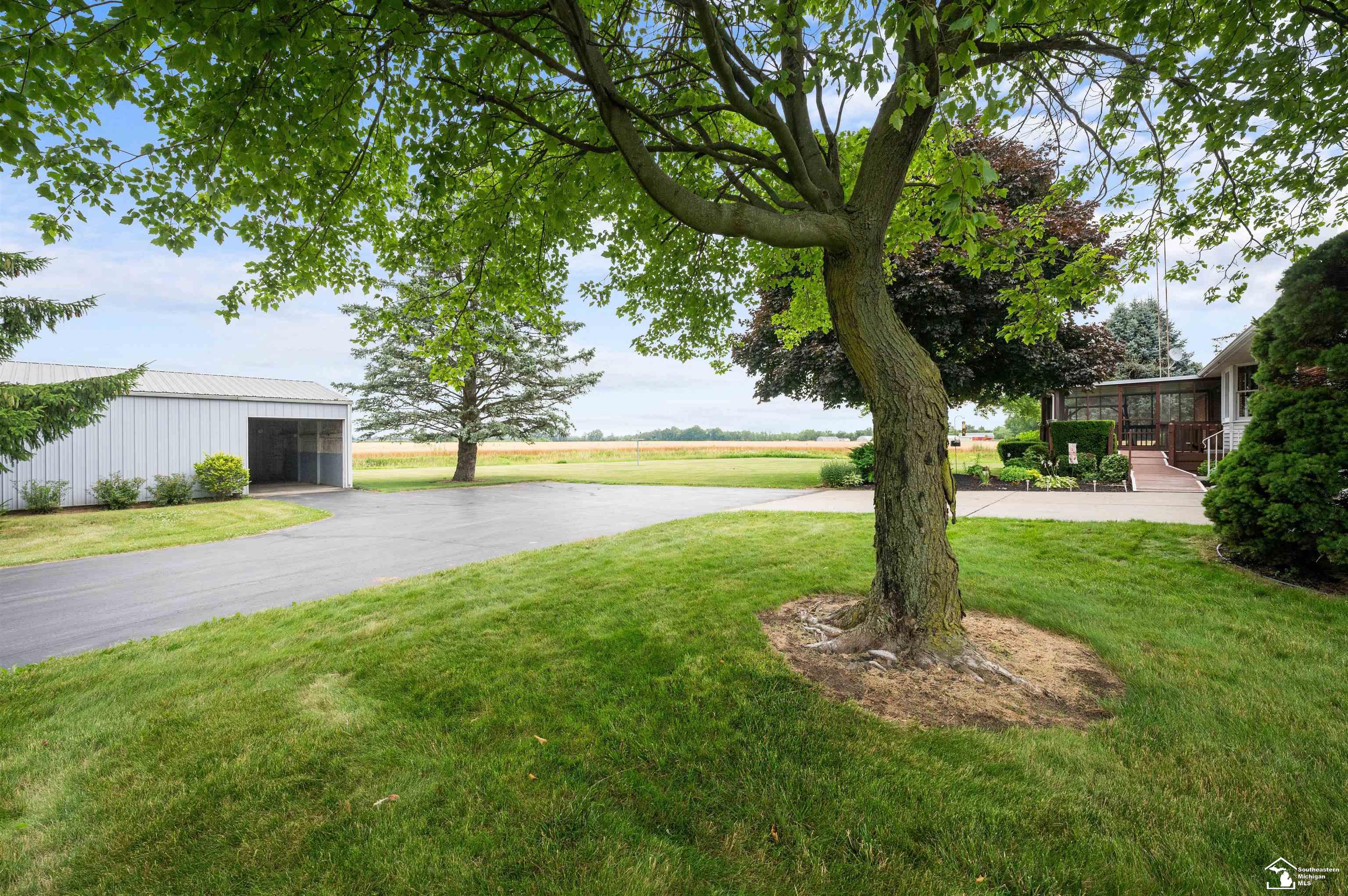1006 East Temperance Road Temperance, MI 48182 - Photo 38 of 47 Gallery Image 38
