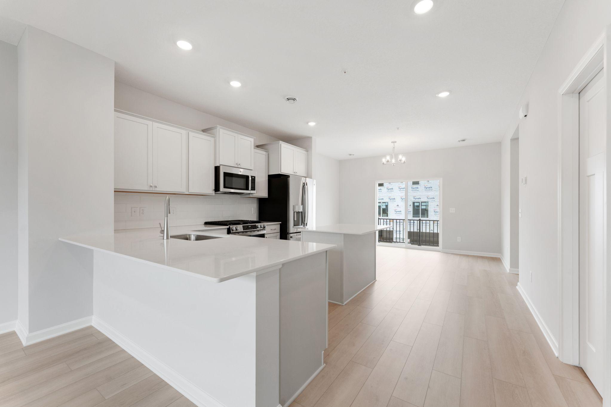 14590 Rhinestone St N West Ramsey, MN 55303 - Photo 3 of 33