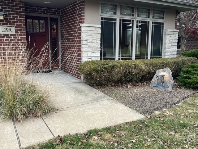 a view of a back yard of the house