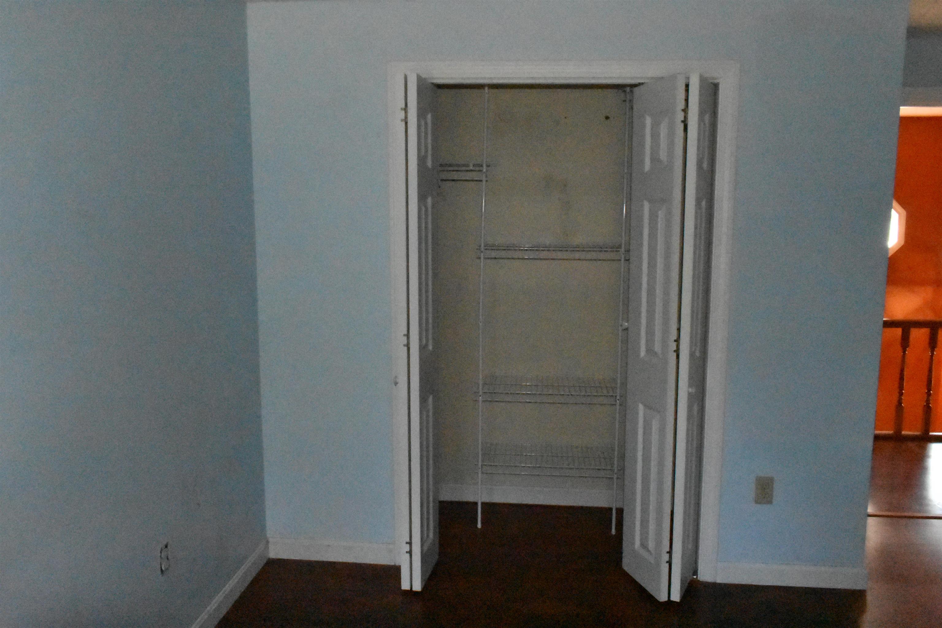 212 Raymond Road, Unit 1 Nottingham, NH 03290 - Photo 19 of 40