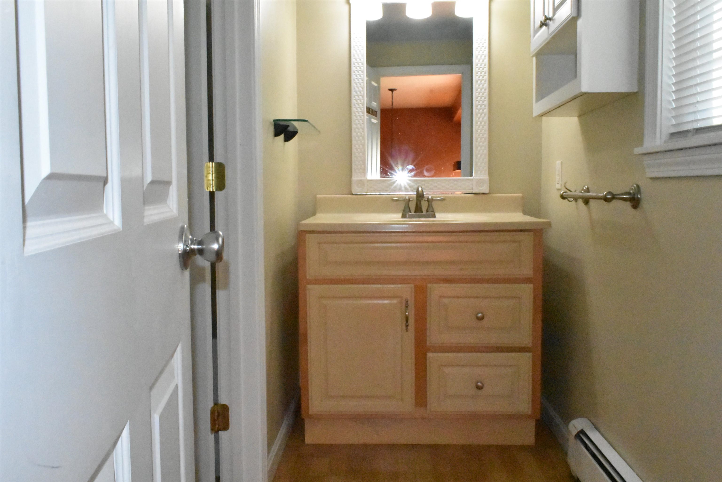 212 Raymond Road, Unit 1 Nottingham, NH 03290 - Photo 21 of 40