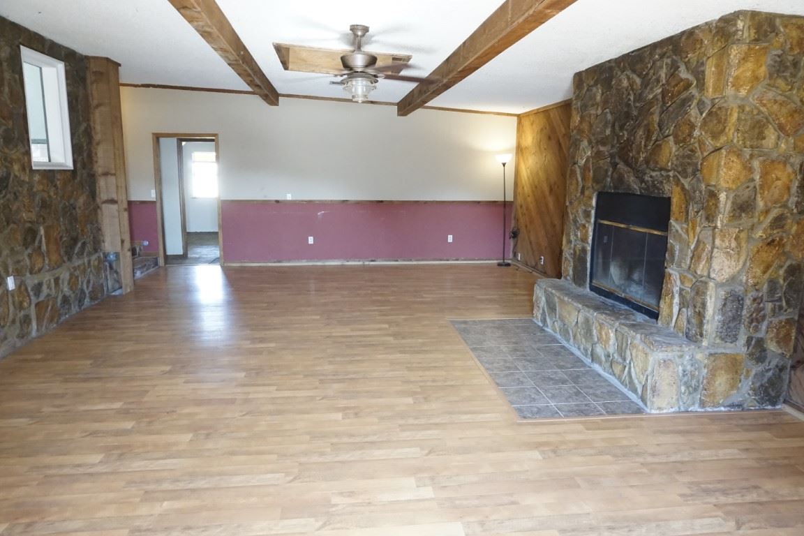 1107 Cedar Street Perry, OK 73077 - Photo 2 of 16 Gallery Image 2