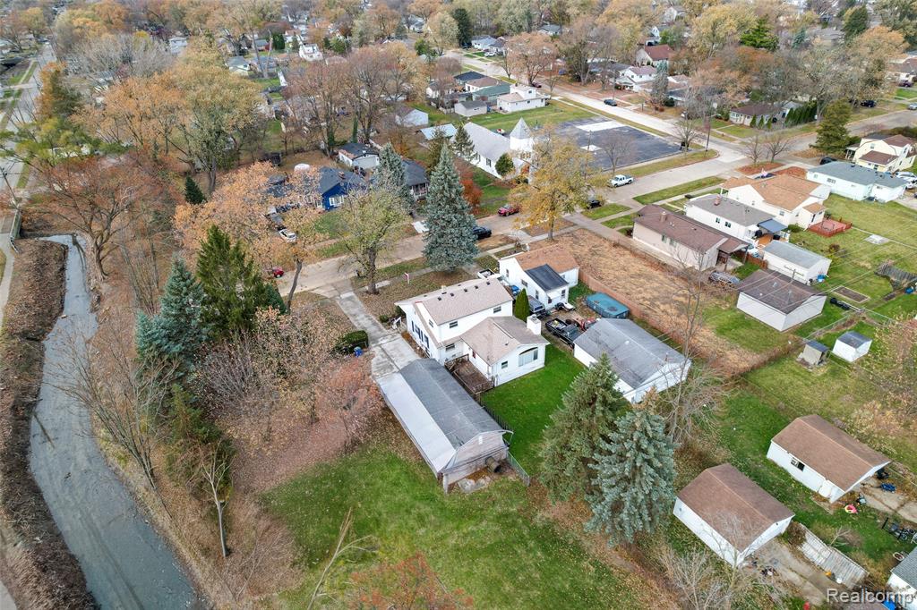 5381 Merrick Street Dearborn Heights, MI 48125 - Photo 3 of 45