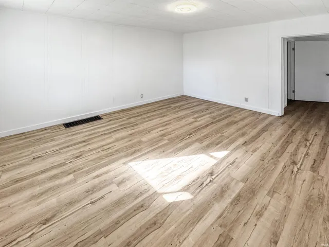 $91,500 | 656 East Oregon Street, Evansville, IN 47711