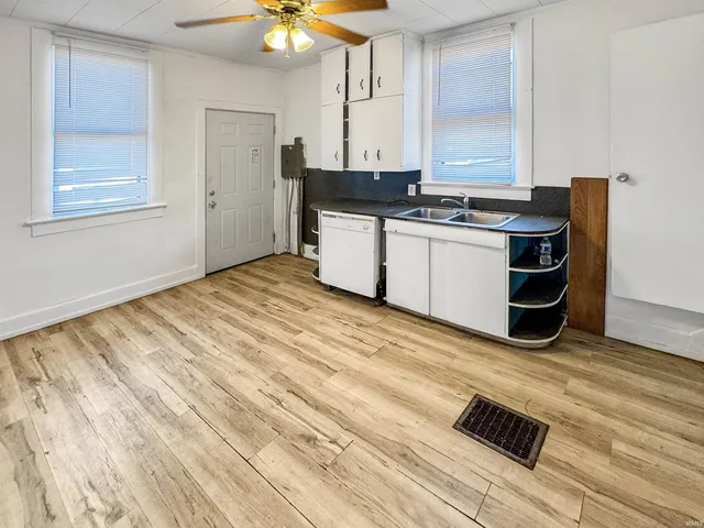 $91,500 | 656 East Oregon Street, Evansville, IN 47711