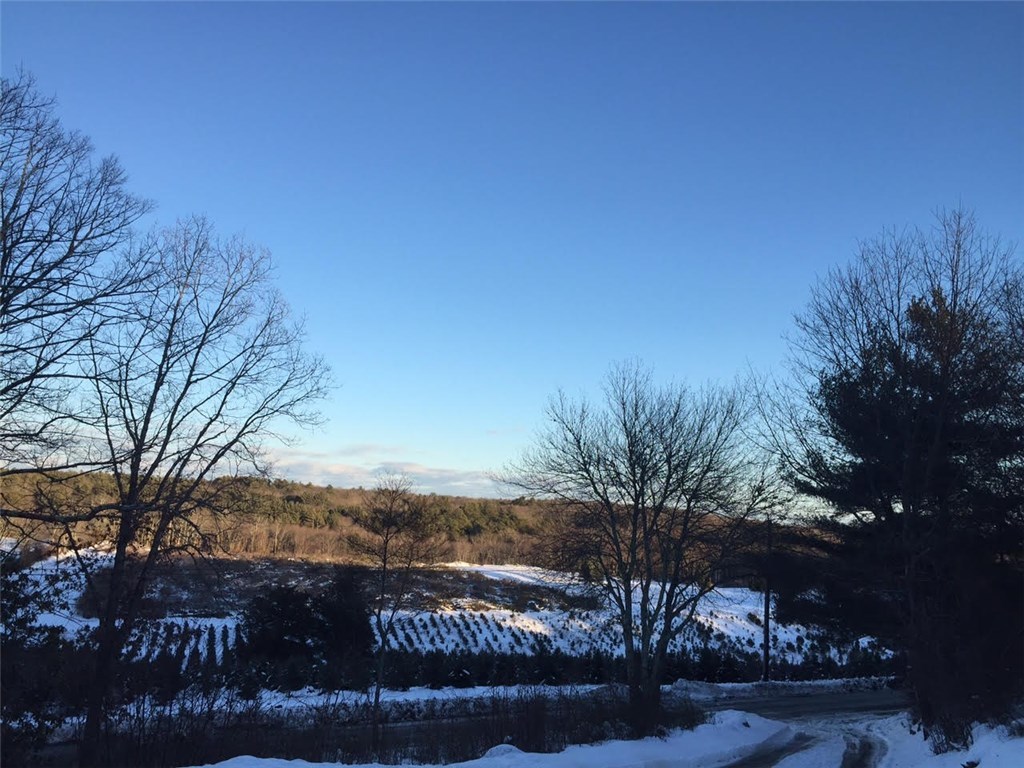 86 N Road Richmond, RI 02875 - Photo 3 of 22