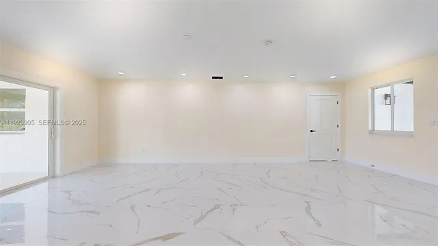 $14,000 | 3801 Southwest 132nd Avenue, Miami, FL 33175