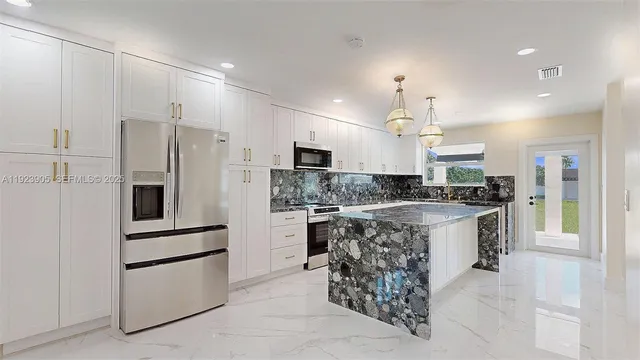 $14,000 | 3801 Southwest 132nd Avenue, Miami, FL 33175