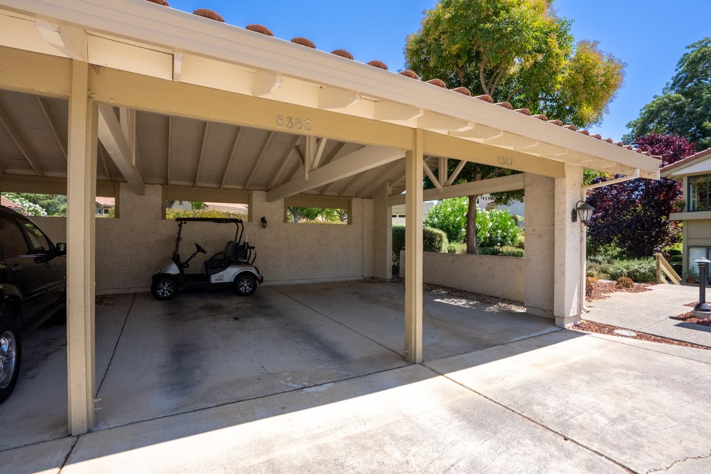 8386 Riesling Way San Jose, CA 95135 - Photo 34 of 45 a view of a garage