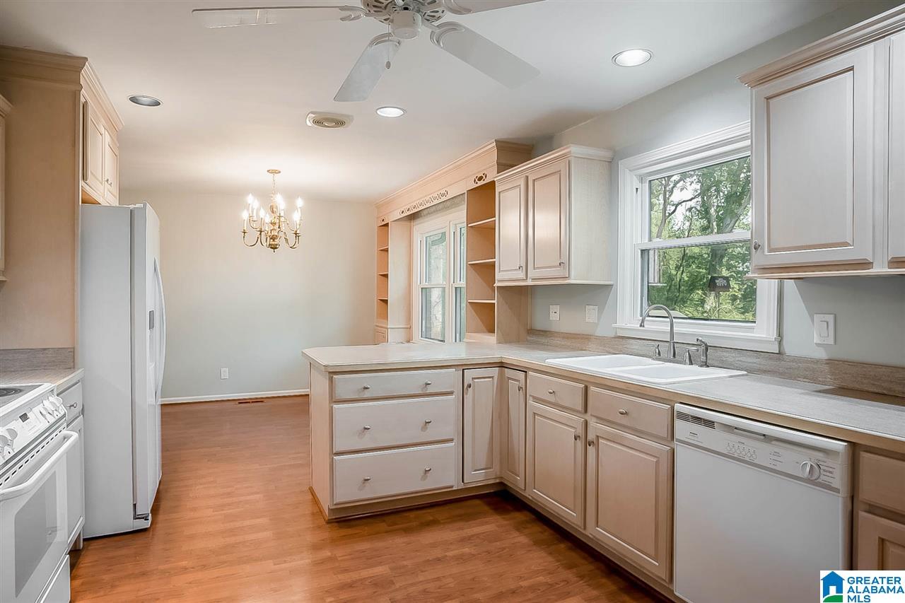 2344 Crossgate Trail Birmingham, AL 35216 - Photo 6 of 41
