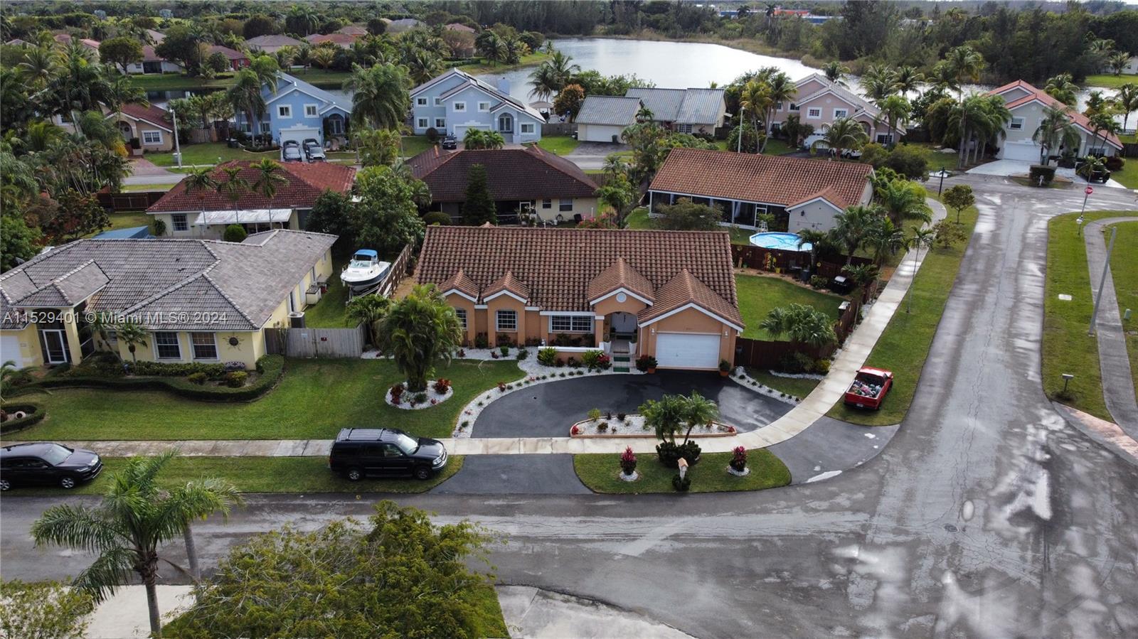 1712 Egret Road Homestead, FL 33035 - Photo 32 of 43 Gallery Image 32