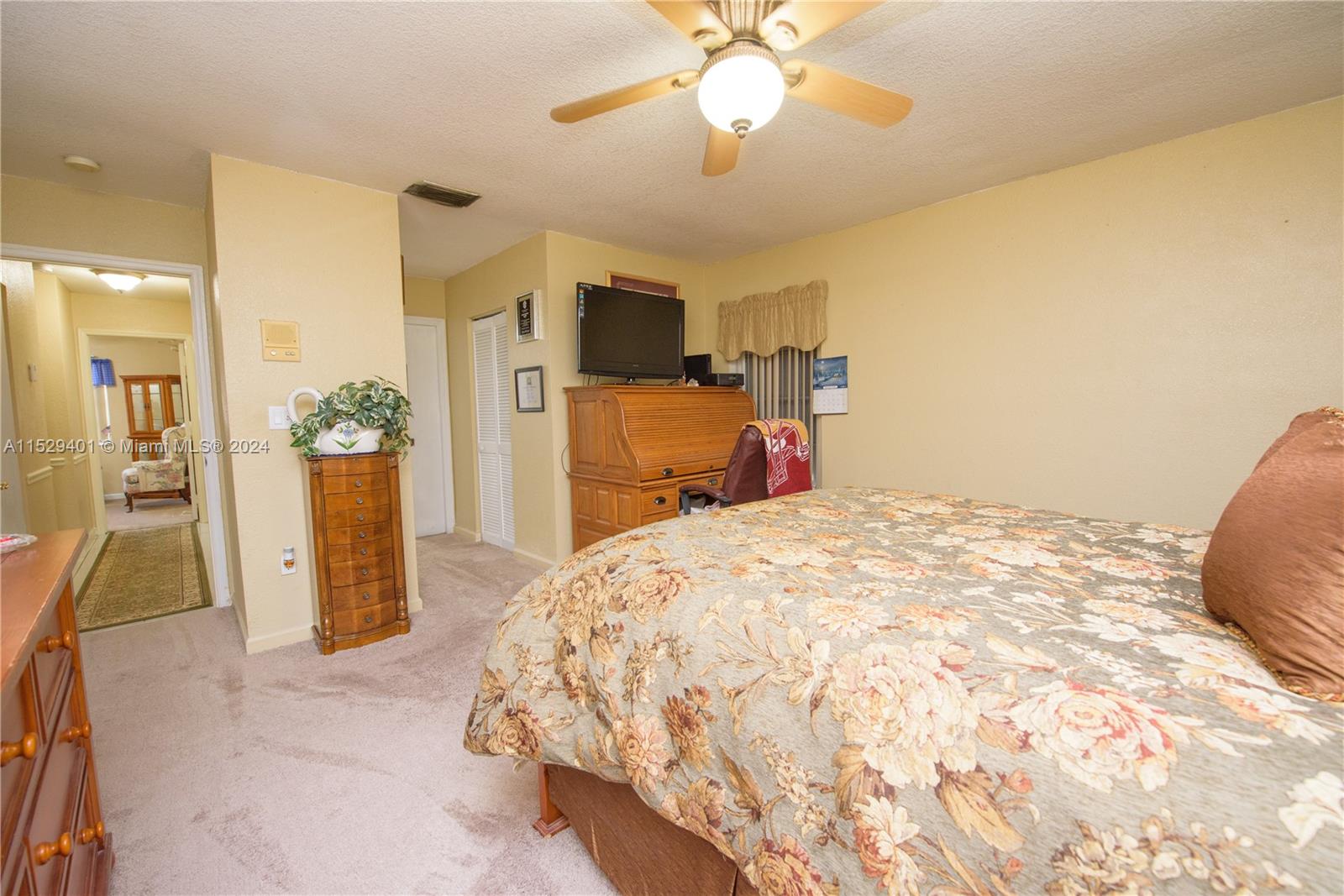 1712 Egret Road Homestead, FL 33035 - Photo 10 of 43 Gallery Image 10