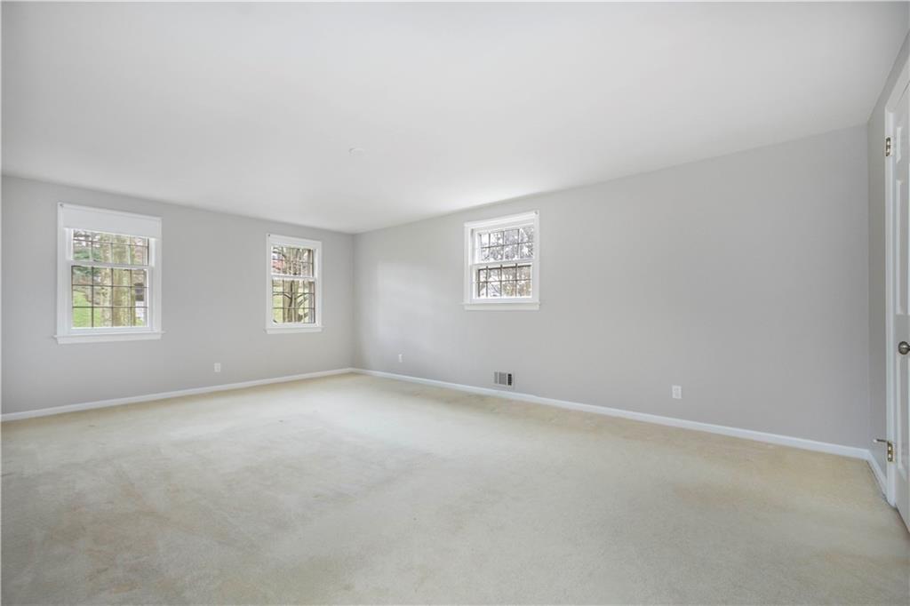 557 Trotwood Ridge Road Pittsburgh, PA 15241 - Photo 20 of 25 Gallery Image 20