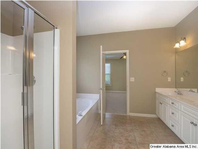 1064 Maryanna Road Calera, AL 35040 - Photo 14 of 30