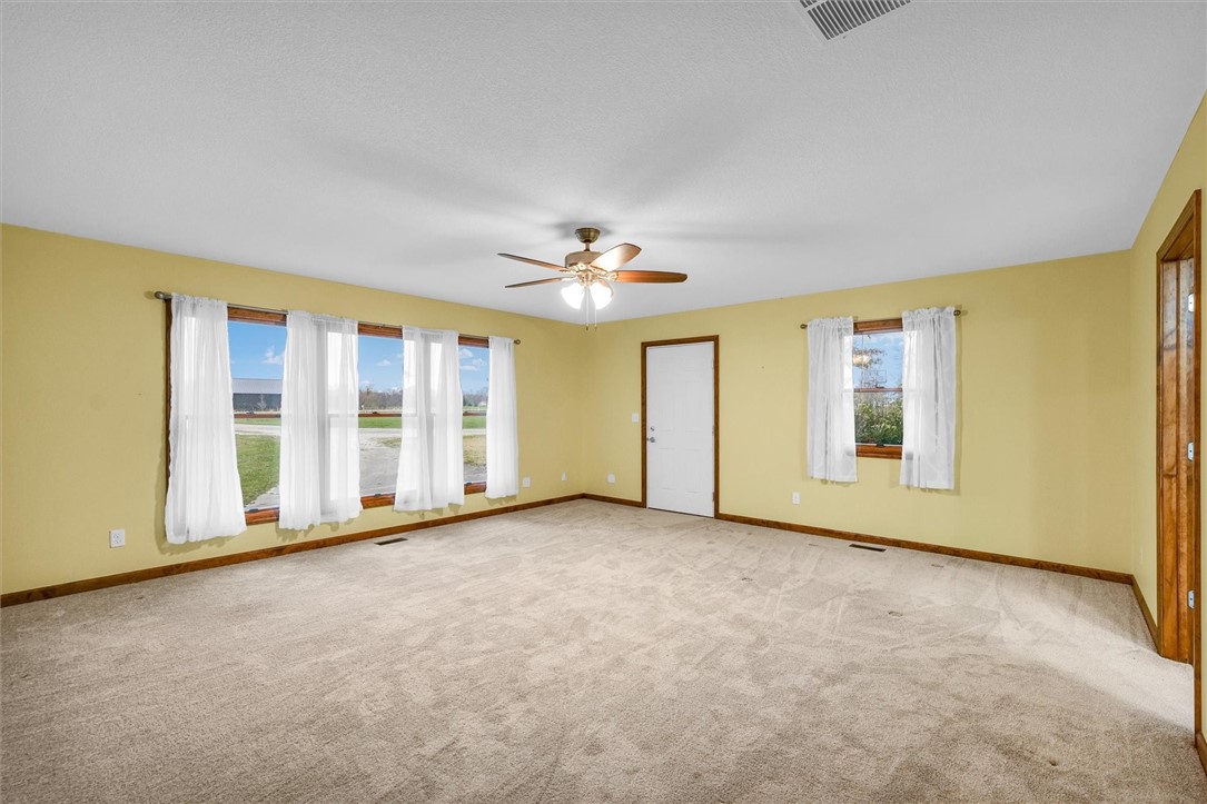 6 Grandview Heights Findlay, IL 62534 - Photo 16 of 36