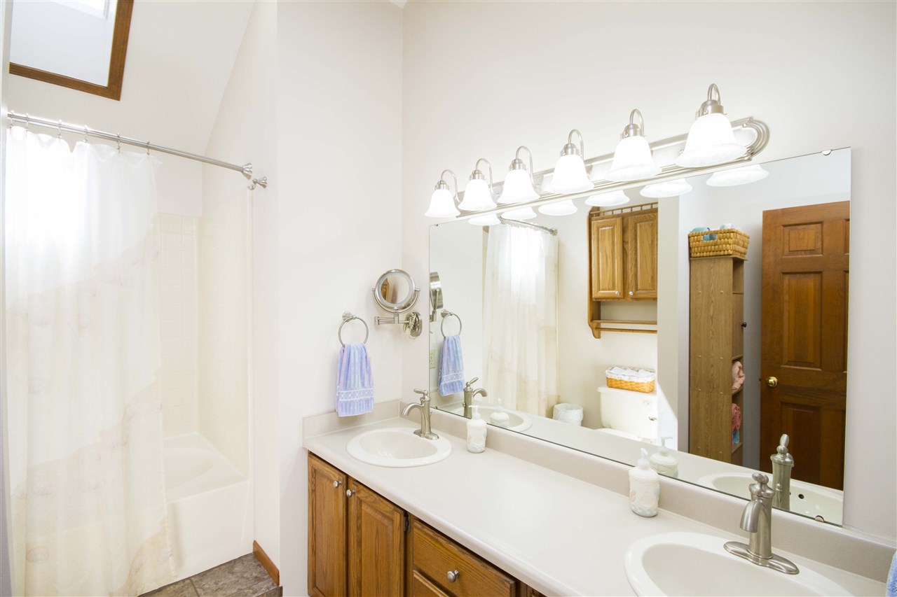 7922 Wind Ridge Lane Fort Wayne, IN 46815 - Photo 22 of 36 Gallery Image 22