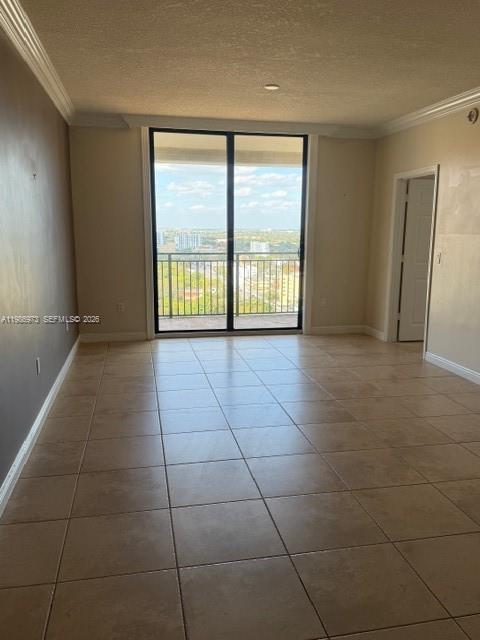 888 Douglas Road, Unit PH11 Coral Gables, FL 33134 - Photo 13 of 31