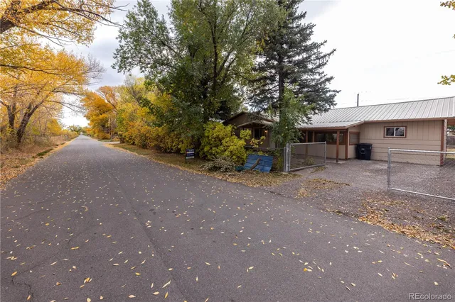 a view of a house with a outdoor space