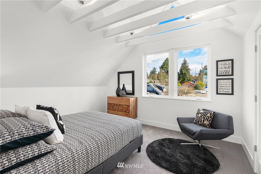 8513 4th Avenue Northeast Seattle, WA 98115 - Photo 21 of 33