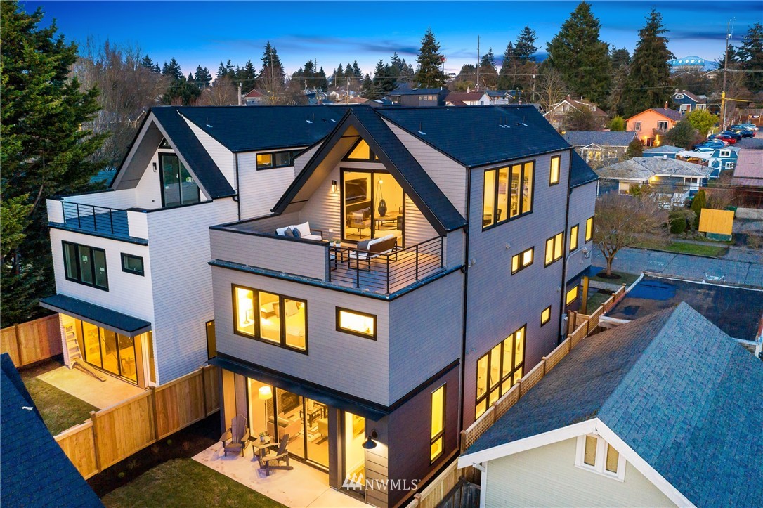 8513 4th Avenue Northeast Seattle, WA 98115 - Photo 26 of 33