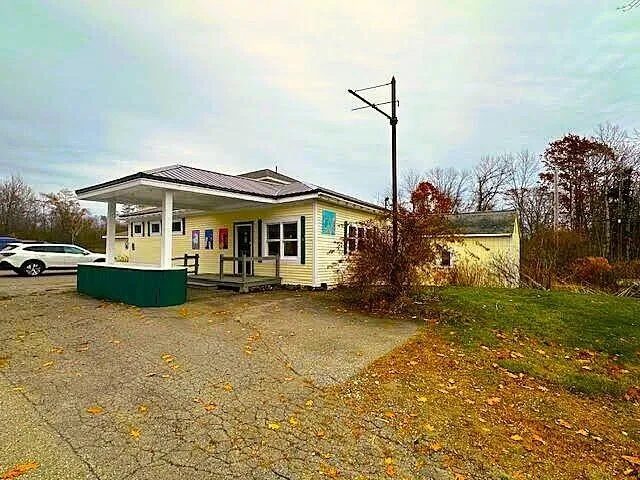 $649,000 | 608 Atlantic Highway, Northport, ME 04849