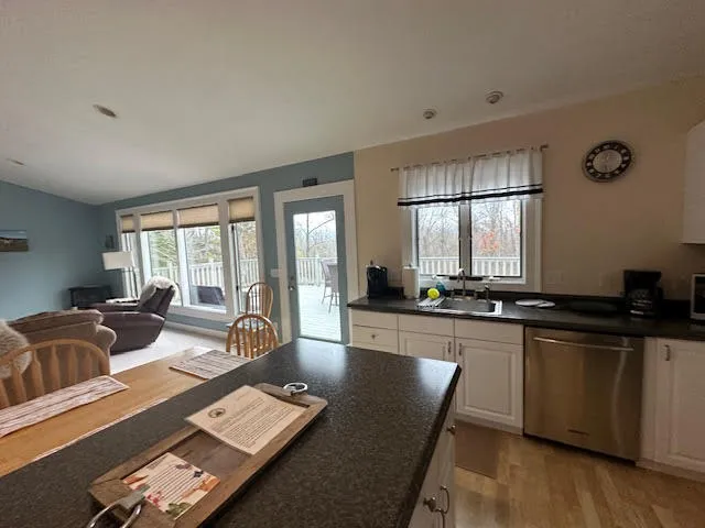 $649,000 | 608 Atlantic Highway, Northport, ME 04849