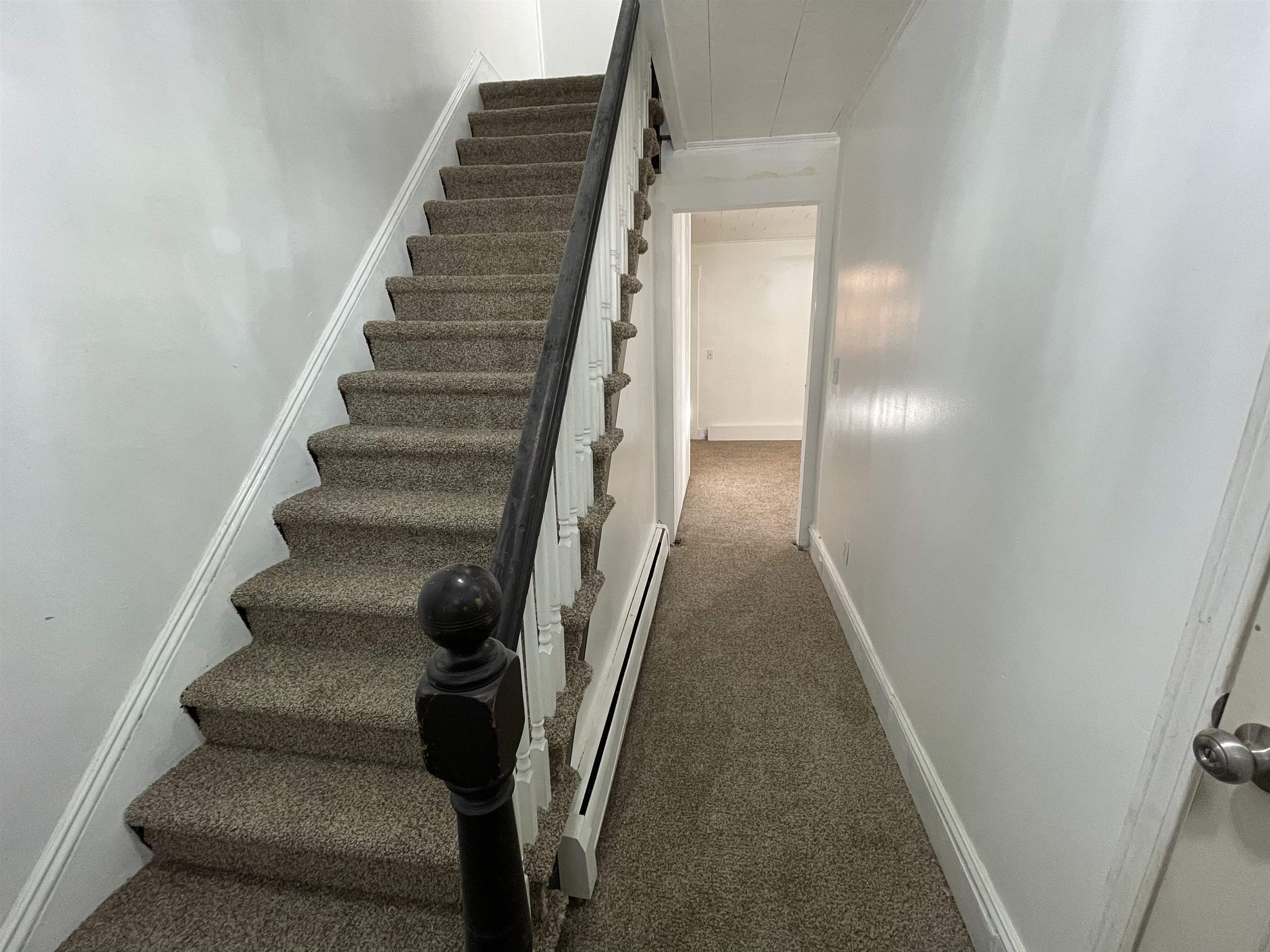 33 Lock Street, Unit A Nashua, NH 03064 - Photo 9 of 19