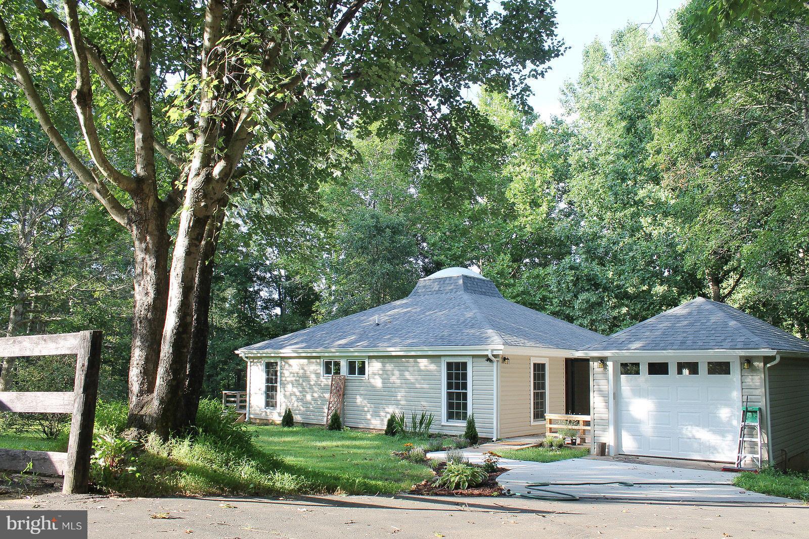 6577 Olinger Road Marshall, VA 20115 - Photo 1 of 31