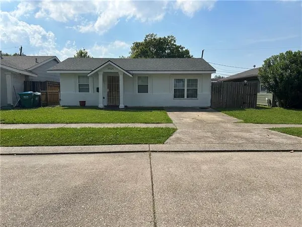 $275,000 | 3925 Arizona Avenue, Kenner, LA 70065