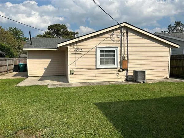 $275,000 | 3925 Arizona Avenue, Kenner, LA 70065