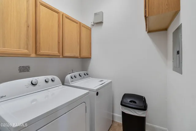 $260,000 | 201 Settlers Trace Boulevard, Unit 2405, Lafayette, LA 70508