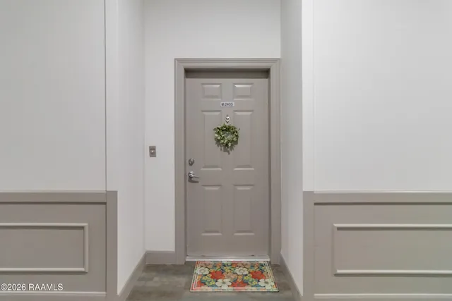 $260,000 | 201 Settlers Trace Boulevard, Unit 2405, Lafayette, LA 70508