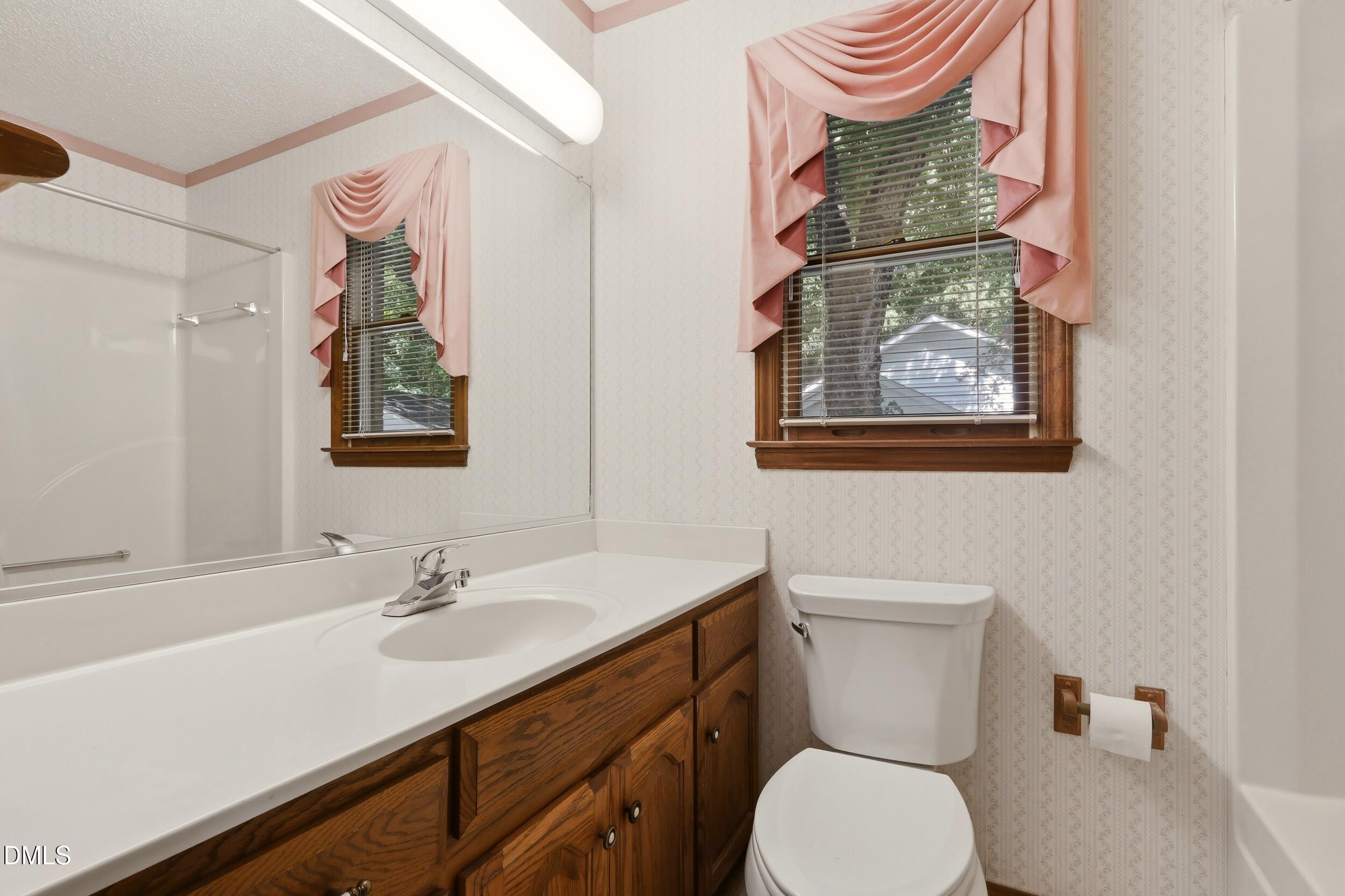 461 Cheeks Lane Graham, NC 27253 - Photo 17 of 32