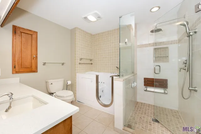 $499,900 | 16714 Stoney Point Burch Road, Pride, LA 70770