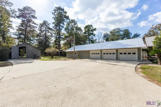 $499,900 | 16714 Stoney Point Burch Road, Pride, LA 70770