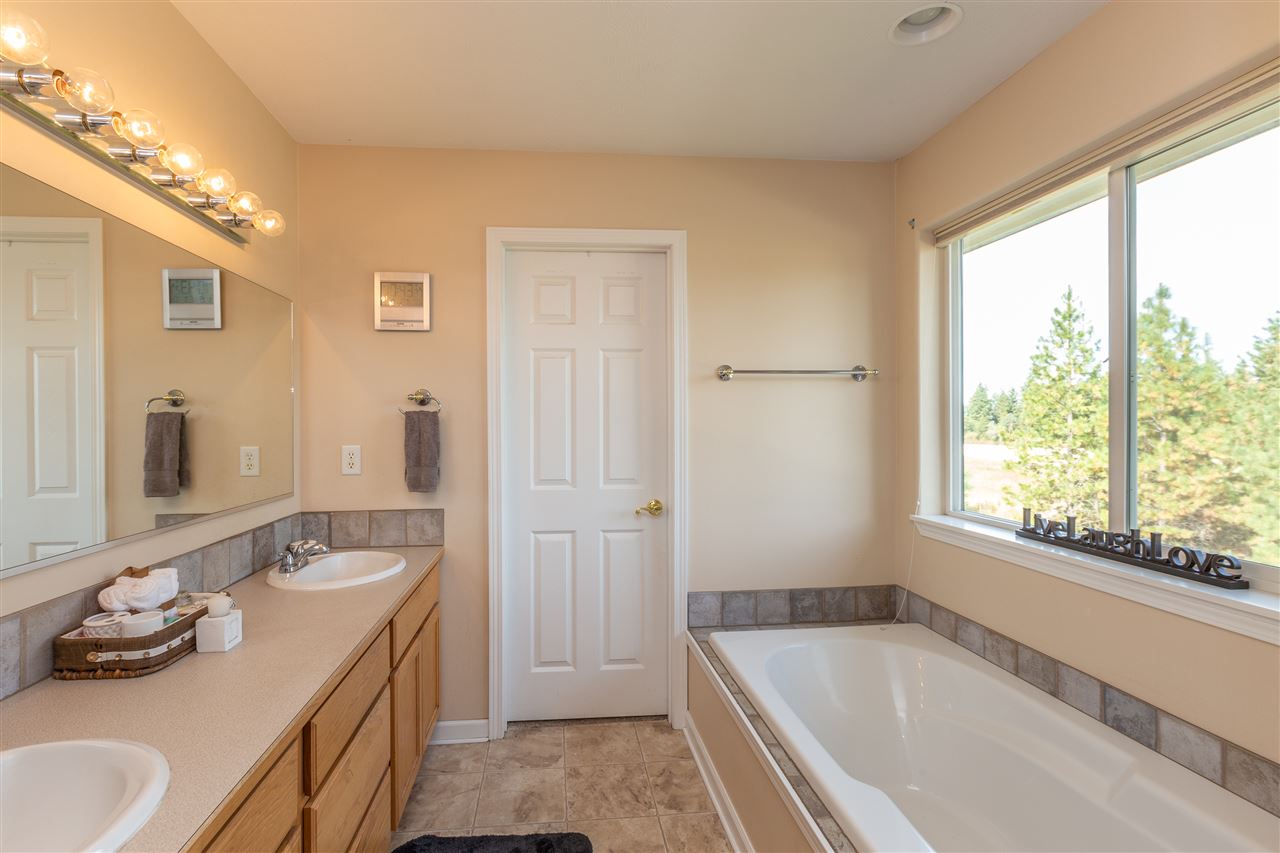 14617 East Piper Road Spokane, WA 99217 - Photo 12 of 20