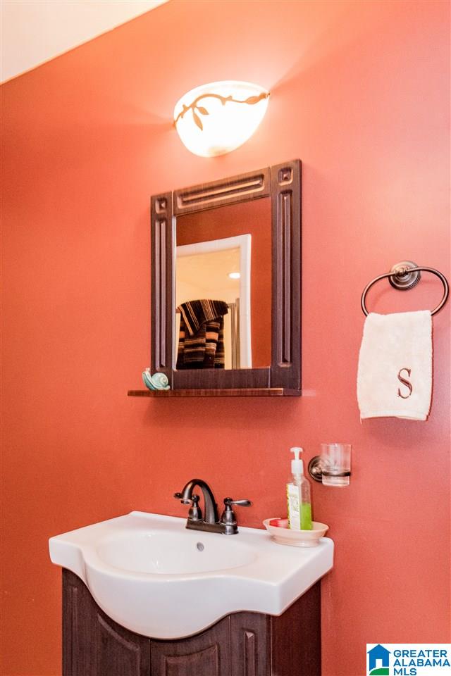 2722 Acton Road Birmingham, AL 35243 - Photo 35 of 48