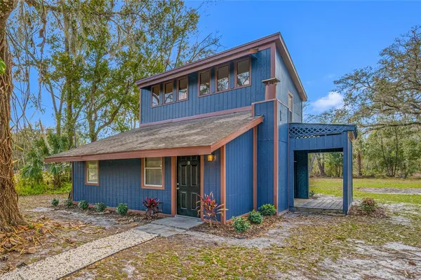 $2,100 | 18812 Carr Drive, Unit C, Lutz, FL 33559