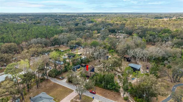 $2,000 | 18812 Carr Drive, Unit C, Lutz, FL 33559